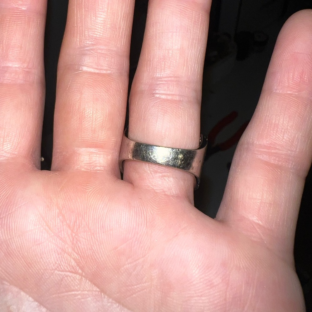 MICHAEL HILL RING - Picture 5 of 5